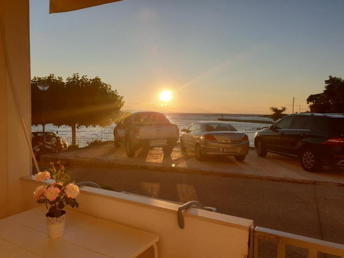 Sunset_Apartments Only 15 Meters From The Sea Neos Marmaras Eksteriør bilde