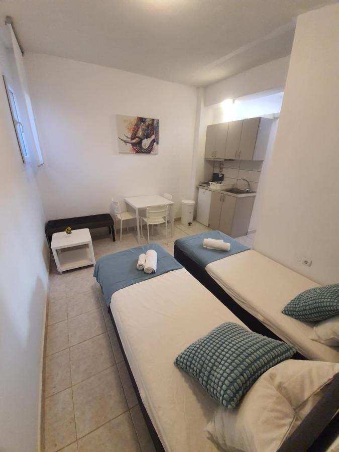 Sunset_Apartments Only 15 Meters From The Sea Neos Marmaras Eksteriør bilde