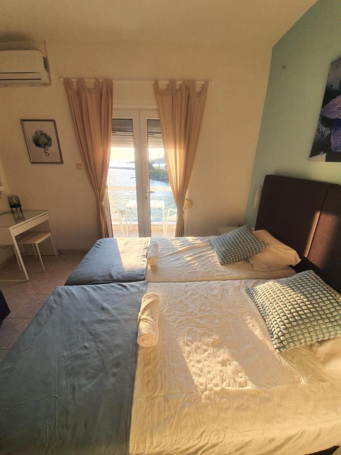 Sunset_Apartments Only 15 Meters From The Sea Neos Marmaras Eksteriør bilde