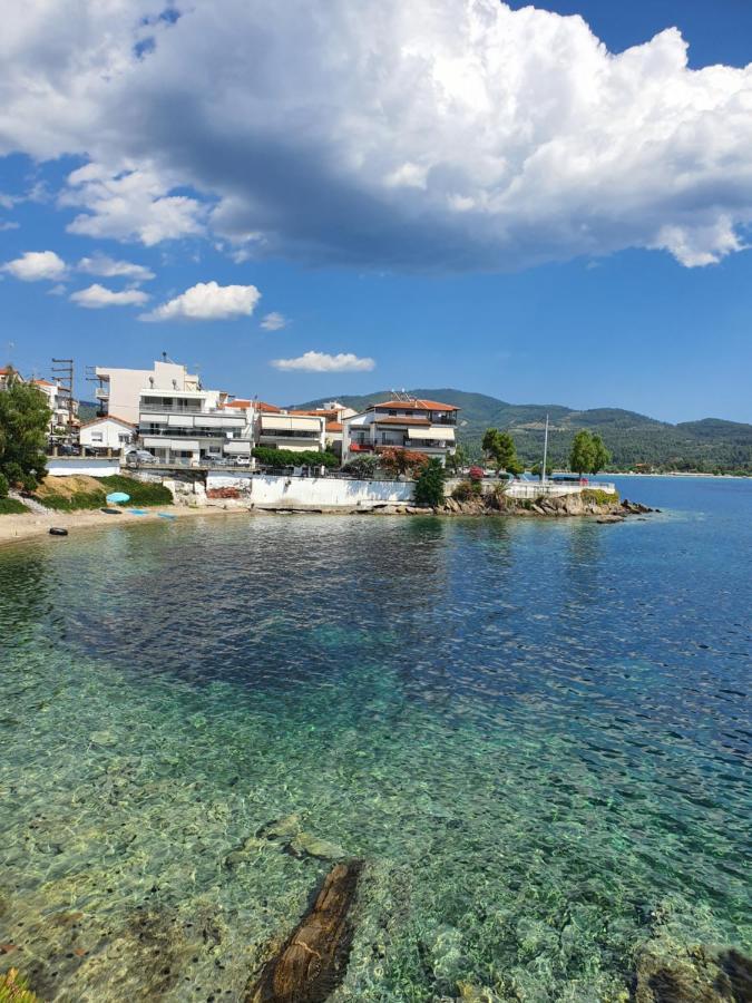 Sunset_Apartments Only 15 Meters From The Sea Neos Marmaras Eksteriør bilde